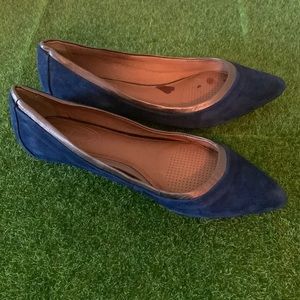 Corso Como Julia Blue Suede Pointy Toe Flats